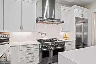 1416 Ross Dr SW, Vienna, VA 22180 - Photo 4
