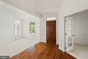 1539 Kingstream Cir, Herndon, VA 20170 - Photo 4