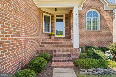 1539 Kingstream Circle, Herndon, VA 20170 - Photo 2