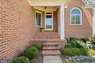 1539 Kingstream Cir, Herndon, VA 20170 - Photo 2