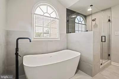 1539 Kingstream Circle, Herndon, VA 20170 - Photo 32