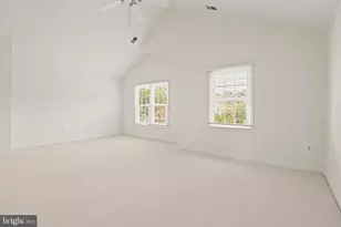 1539 Kingstream Cir, Herndon, VA 20170 - Photo 28