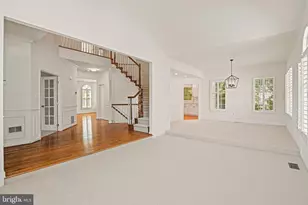 1539 Kingstream Cir, Herndon, VA 20170 - Photo 8