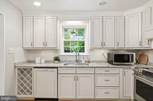 1718 Hollinwood Dr, Alexandria, VA 22307 - Photo 20