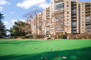 8360 Greensboro Dr, McLean, VA 22102 - Photo 12