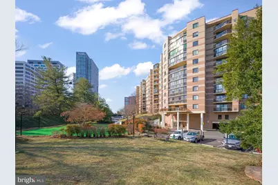 8360 Greensboro Drive #102, McLean, VA 22102 - Photo 28