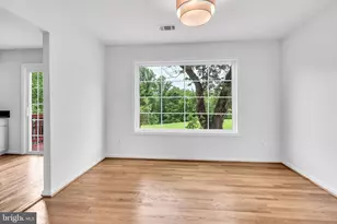 9636 Westport Ln, Burke, VA 22015 - Photo 10