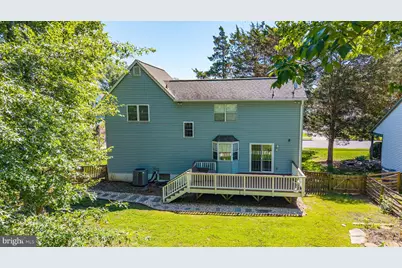 4350 Silas Hutchinson Drive, Chantilly, VA 20151 - Photo 6