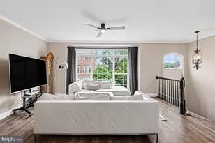 5728 Governors Pond Cir, Alexandria, VA 22310 - Photo 8