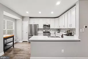 5728 Governors Pond Cir, Alexandria, VA 22310 - Photo 12