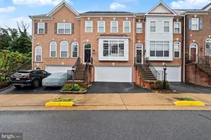 5728 Governors Pond Cir, Alexandria, VA 22310 - Photo 1