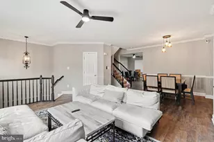 5728 Governors Pond Cir, Alexandria, VA 22310 - Photo 6