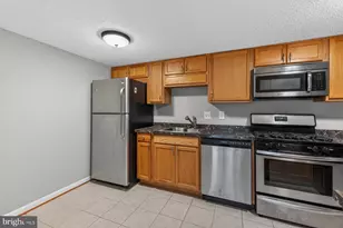 11823 Breton Ct, Reston, VA 20191 - Photo 14