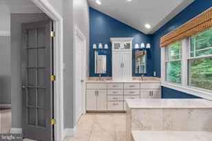 12035 Lake Newport Rd, Reston, VA 20194 - Photo 42