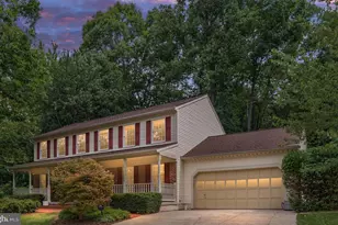 12035 Lake Newport Rd, Reston, VA 20194 - Photo 2