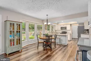 12035 Lake Newport Rd, Reston, VA 20194 - Photo 18