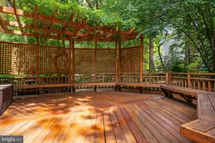 12035 Lake Newport Rd, Reston, VA 20194 - Photo 52