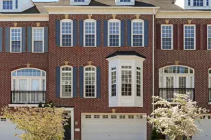 4395 Patriot Park Ct, Fairfax, VA 22030 - Photo 2