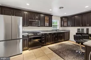 7705 Magarity Rd, Falls Church, VA 22043 - Photo 16
