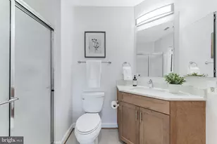 12915 Alton Square, Herndon, VA 20170 - Photo 24