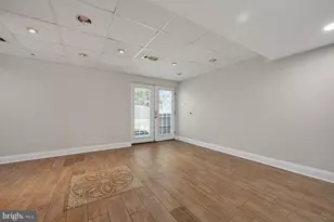 15218 Sovereign Pl, Chantilly, VA 20151 - Photo 30