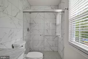 15218 Sovereign Pl, Chantilly, VA 20151 - Photo 40