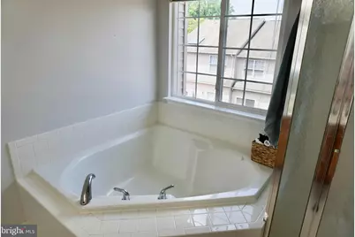 8275 Shannons Landing Way, Lorton, VA 22079 - Photo 18
