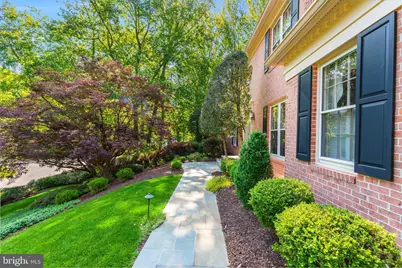 2028 Spring Branch Drive, Vienna, VA 22181 - Photo 46