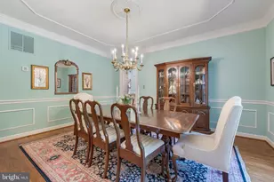 2028 Spring Branch Dr, Vienna, VA 22181 - Photo 20