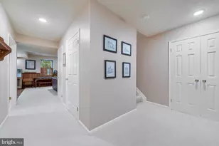 2028 Spring Branch Dr, Vienna, VA 22181 - Photo 38