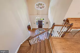 2028 Spring Branch Dr, Vienna, VA 22181 - Photo 30