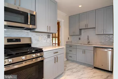 6733 Gouthier Road, Falls Church, VA 22042 - Photo 8