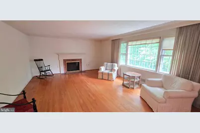 6220 Hardy Drive, McLean, VA 22101 - Photo 2