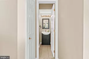 4619 Deerwatch Dr, Chantilly, VA 20151 - Photo 12