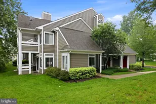 12212 Fort Buffalo Cir, Fairfax, VA 22033 - Photo 4