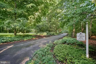 8615 Hampton Way, Fairfax Station, VA 22039 - Photo 10