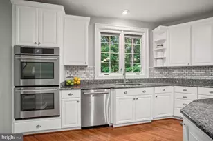 8615 Hampton Way, Fairfax Station, VA 22039 - Photo 24