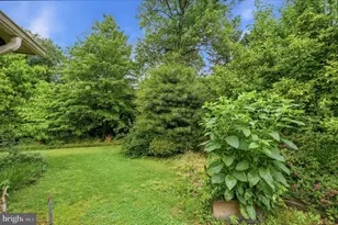 4920 Brook Hills Dr, Annandale, VA 22003 - Photo 10