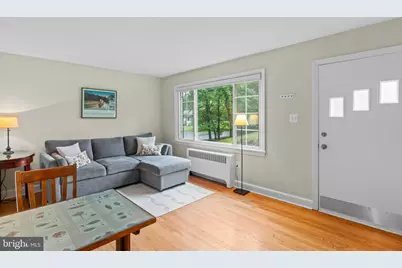 12131 Waples Mill Road, Oakton, VA 22124 - Photo 6