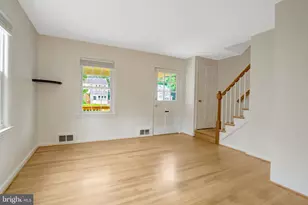 5926 Edgehill Ct, Alexandria, VA 22303 - Photo 4