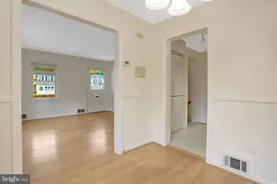 5926 Edgehill Ct, Alexandria, VA 22303 - Photo 8