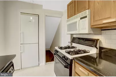 5926 Edgehill Court, Alexandria, VA 22303 - Photo 12