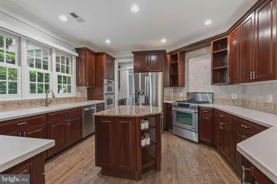 700 Park Street SE, Vienna, VA 22180 - Photo 14