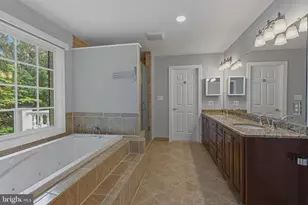 700 Park Street SE, Vienna, VA 22180 - Photo 28