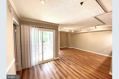 1524 Lincoln Way #209, McLean, VA 22102 - Photo 2