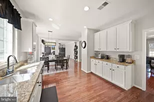 7705 Ridgepark Ct, Springfield, VA 22153 - Photo 14