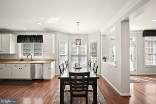7705 Ridgepark Ct, Springfield, VA 22153 - Photo 20