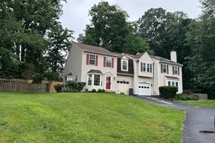 7928 Gambrill Ct, Springfield, VA 22153 - Photo 2