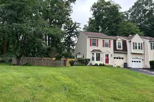 7928 Gambrill Ct, Springfield, VA 22153 - Photo 4