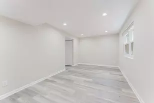 8143 Crystal Creek Ct, Springfield, VA 22153 - Photo 32